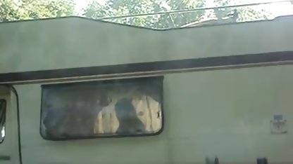 Hookers در بزرگ اسپرم سکس با جوراب نازک باران