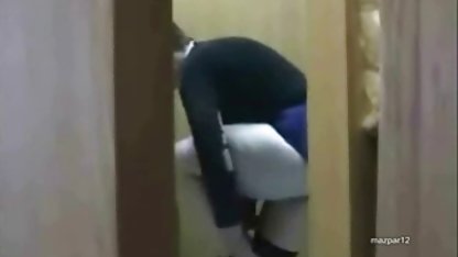 ایستاده فیلم سکسی با جوراب ساق بلند
