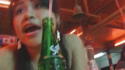 مخفی, سریلانکا, اتوبوس فیلم سکسی با جوراب نازک